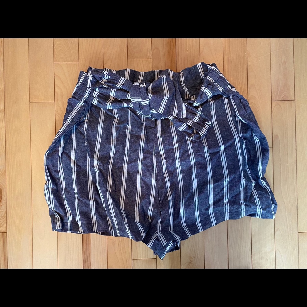 Ardenes striped high waisted shorts